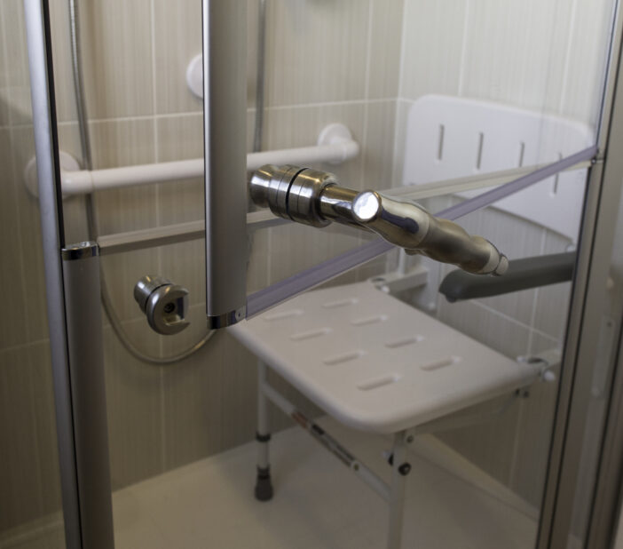 7 Essential Shower Assistive Devices for Safe Bathing - Onward Living HQ