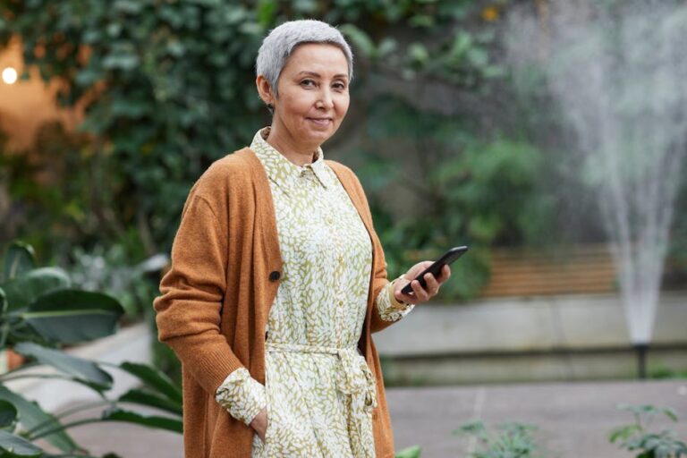 5 Best Easy-to-Use Phones for Elderly Communication That Nurture Connection