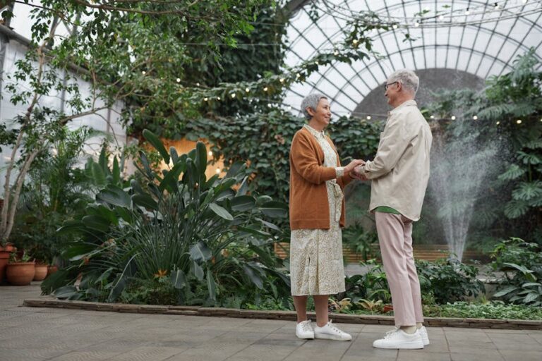 10 Outdoor Activities for Seniors Engagement That Spark Joy and Connection