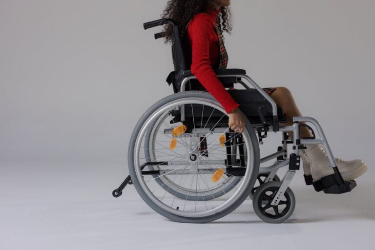 10 Adaptive Clothing For Wheelchair Users That Enhance Independence & Style